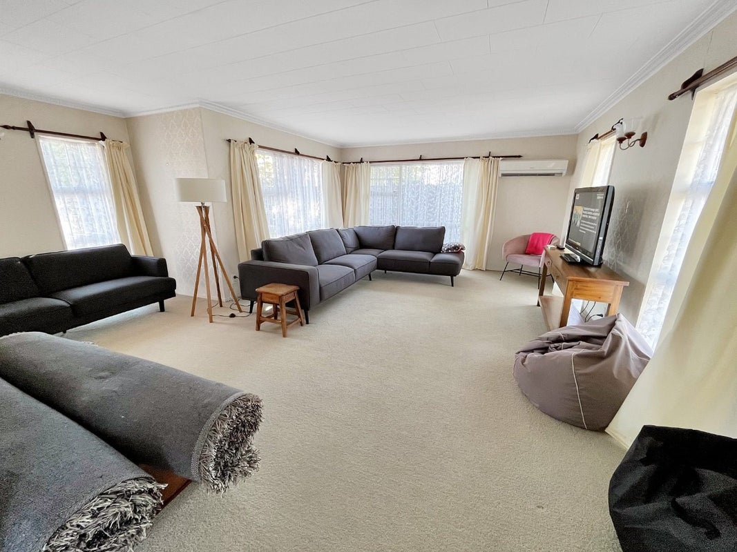 616C Ferguson Street, Terrace End, Palmerston North - Carousel 2