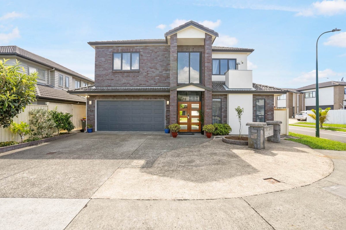 9 Montanez Drive, Flat Bush, Auckland - Carousel 2