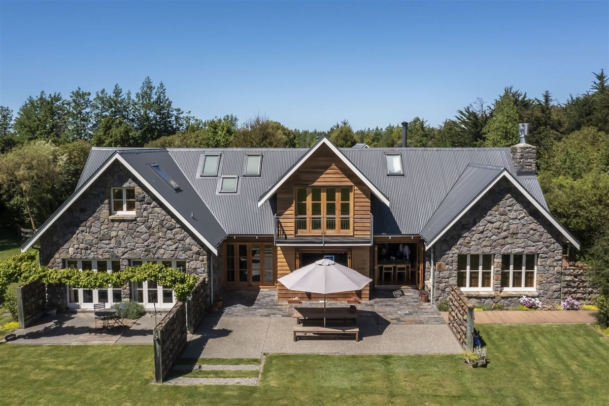 407 Halkett Road, Christchurch - Carousel 2