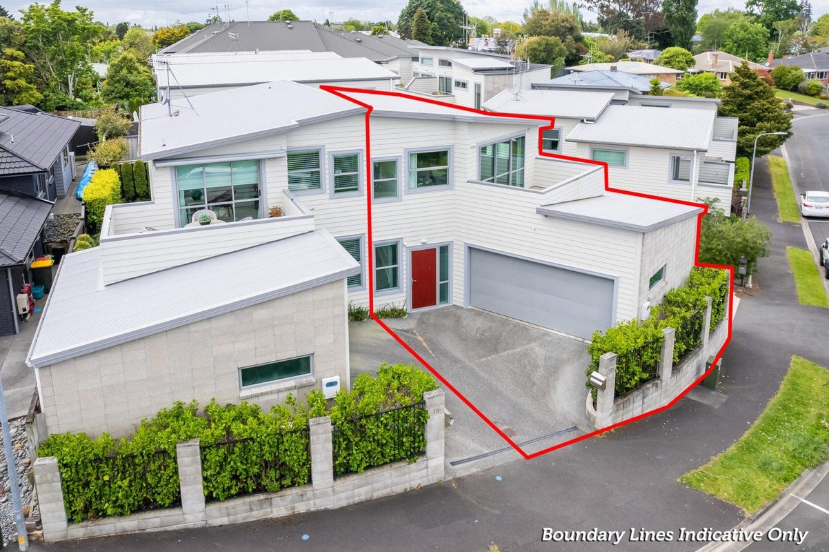20B Kelvin Place, Hamilton East, Hamilton - Carousel 1