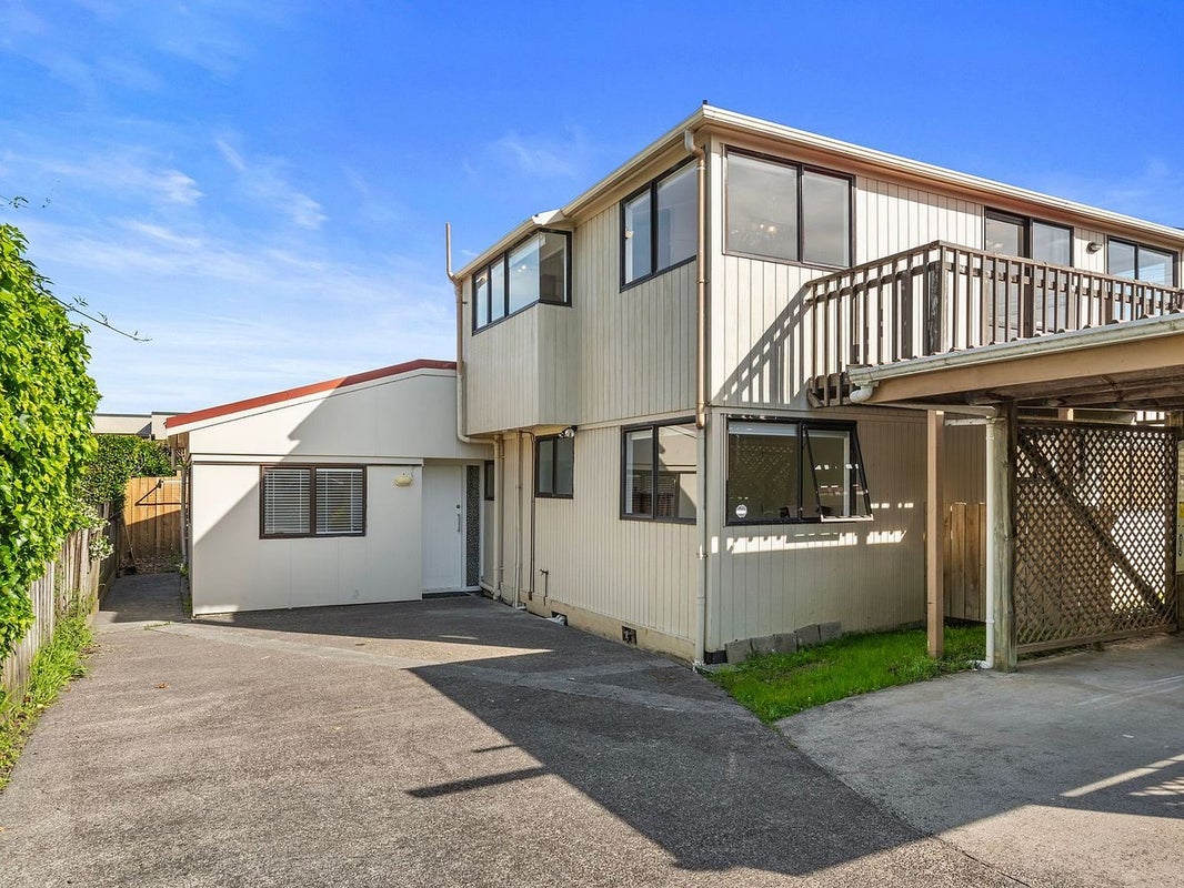 2/46 Eversleigh Road, Belmont, Auckland - Carousel 19
