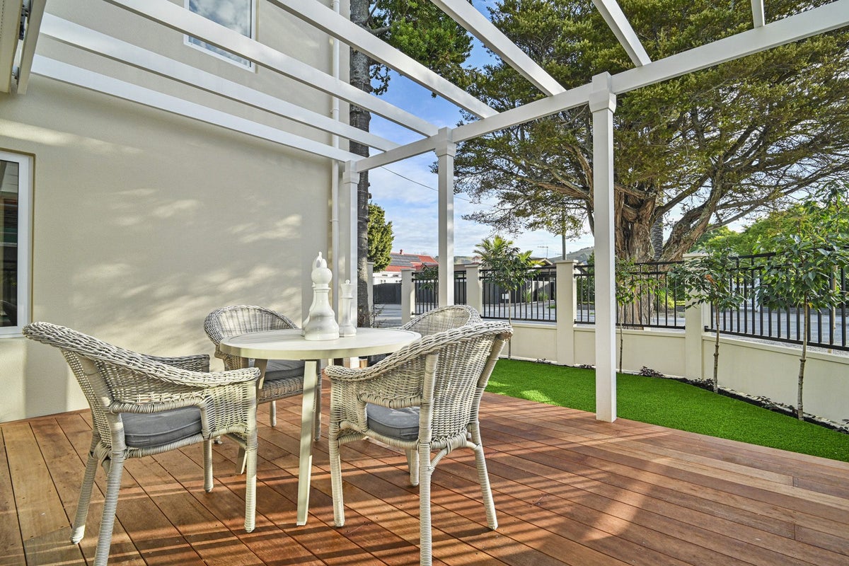 9B Church Road, Taradale, Napier - Carousel 26