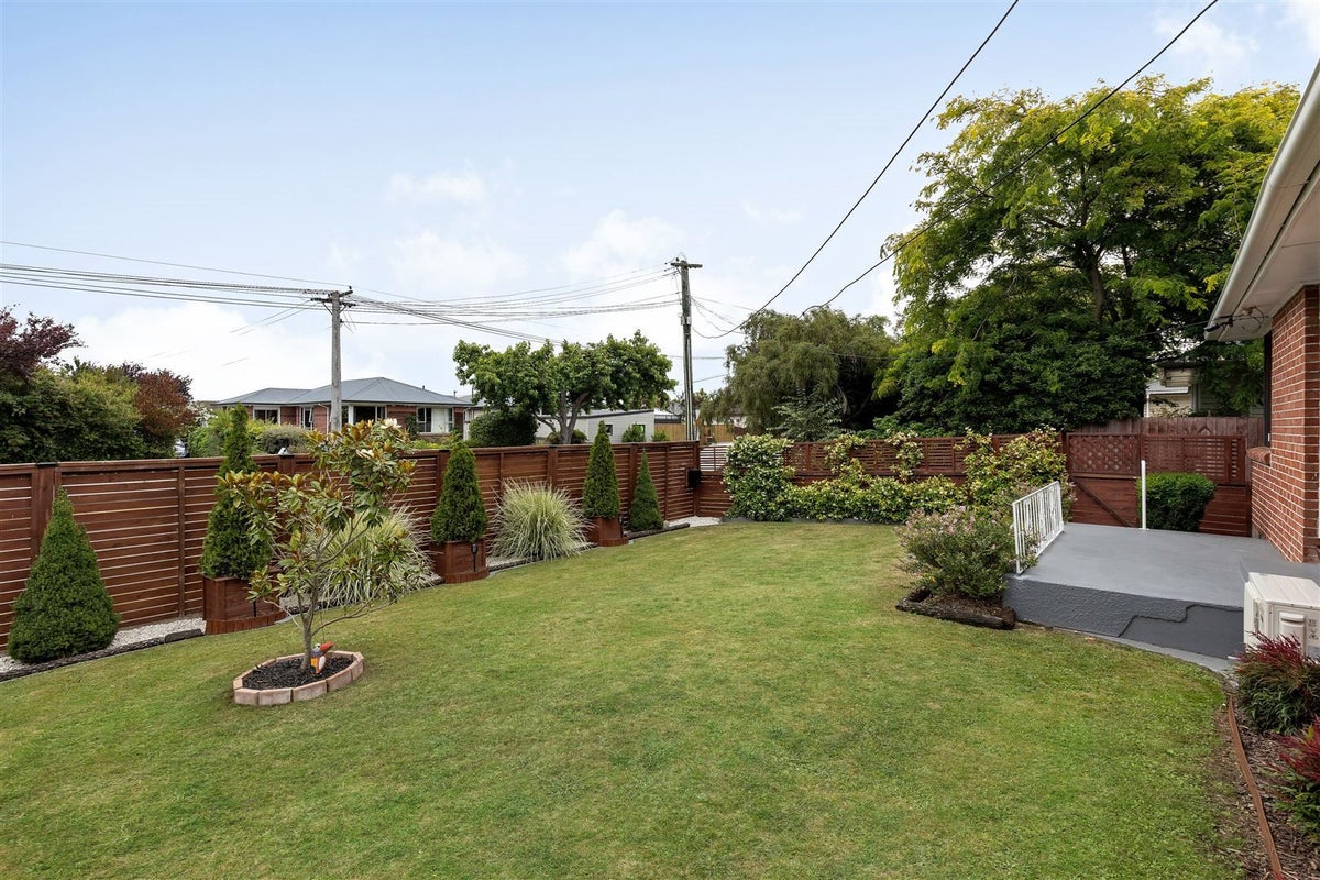35 Dunedin Street, Redwood, Christchurch - Carousel 2