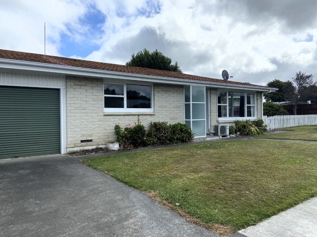 2/900 Townshend Place, Saint Leonards, Hastings - Carousel 2