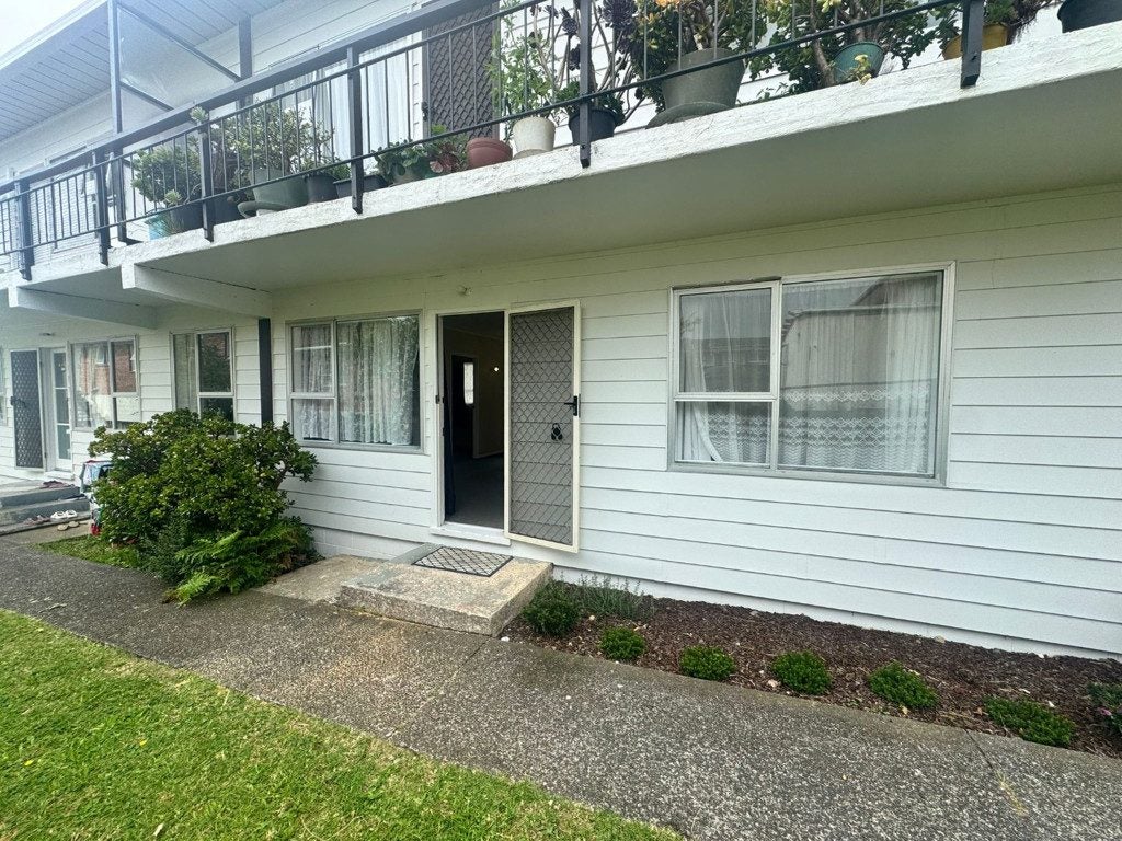 7/6 Eden View Road, Sandringham, Auckland - Carousel 1
