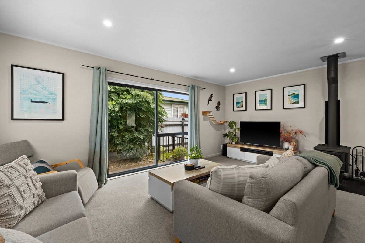 710 Ngaio Street, Mahora, Hastings - Carousel 2
