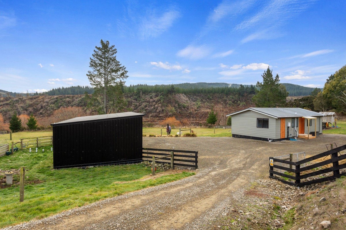 127 Smarts Road, Loburn, Rangiora - Carousel 1