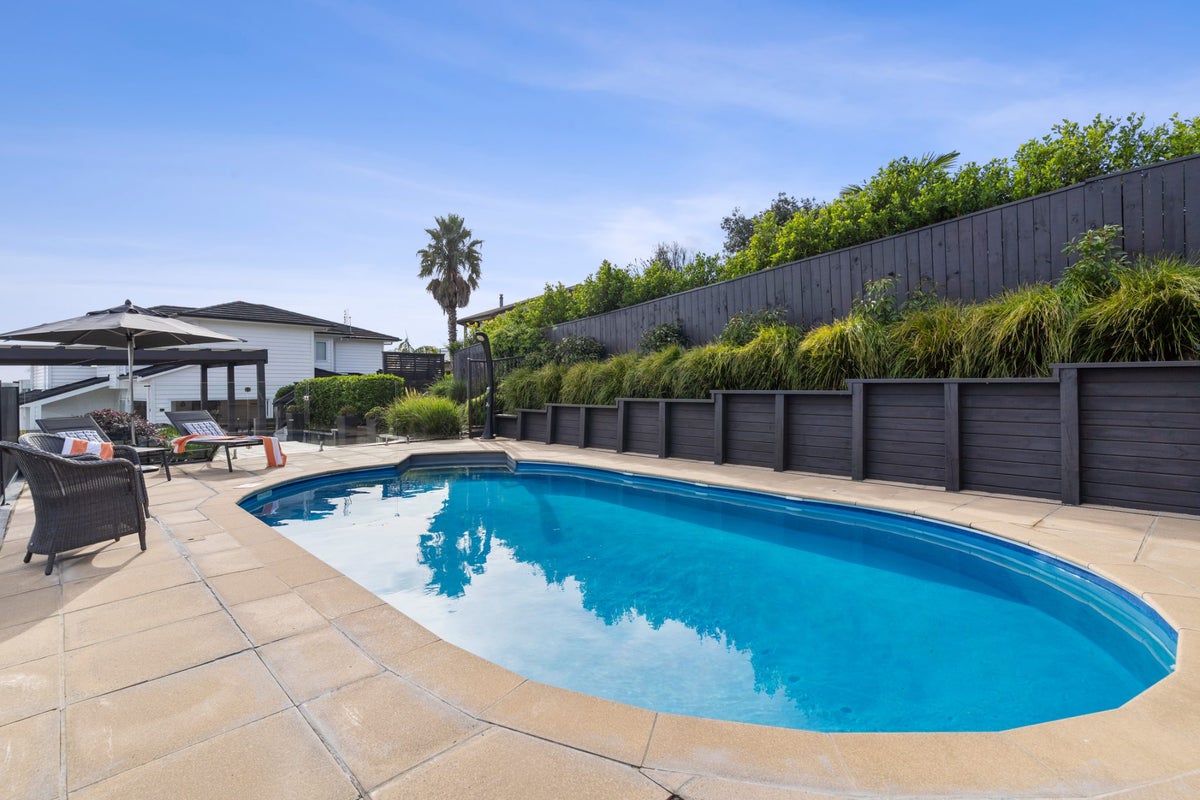 6 Crossland Place, Maraetai, Auckland - Carousel 2