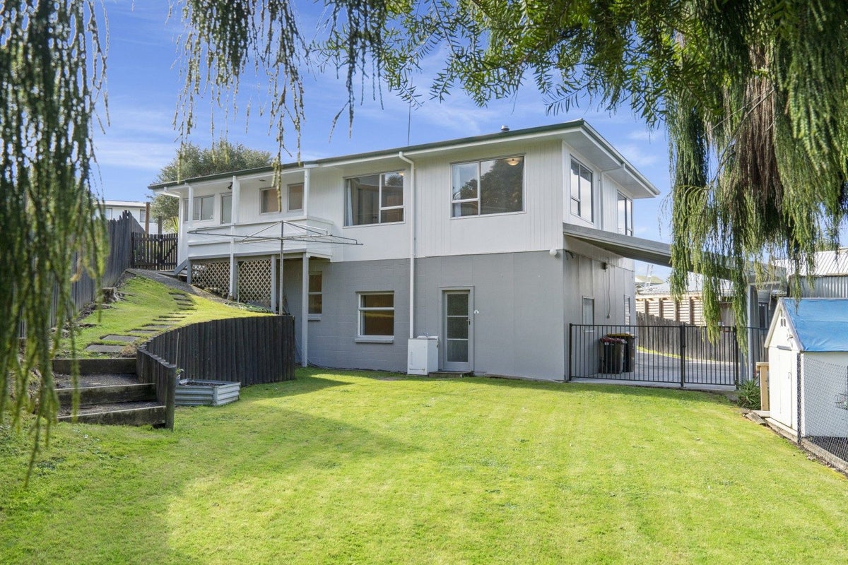 38 Westminster Drive, Bethlehem, Tauranga - Carousel 1
