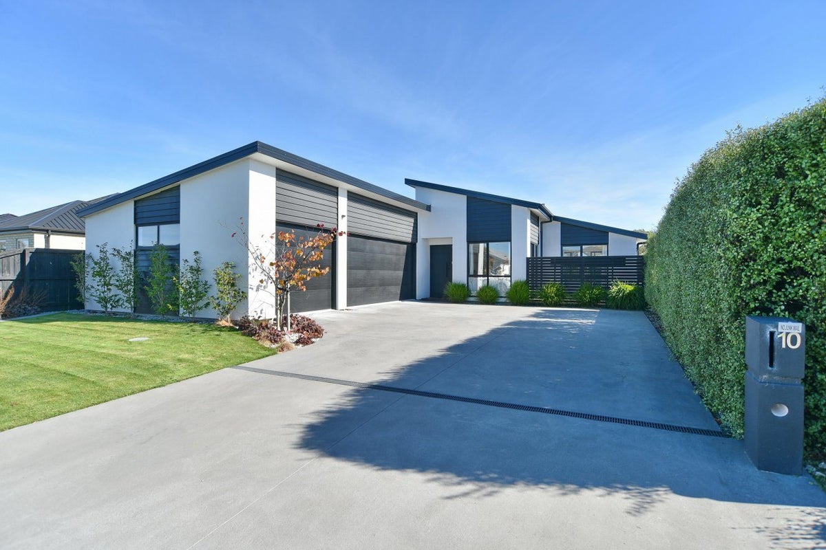 10 Jury Lane, Woodend, Woodend - Carousel 1