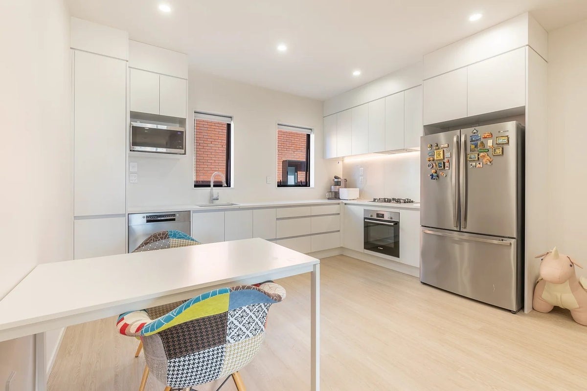 18/59 Spring Street, Onehunga, Auckland - Carousel 2