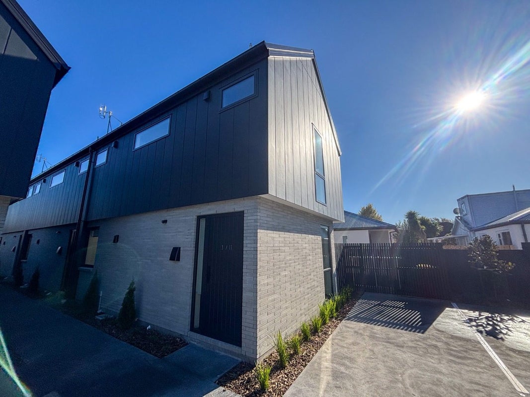3/11 Cumberland Street, Richmond, Christchurch - Carousel 1