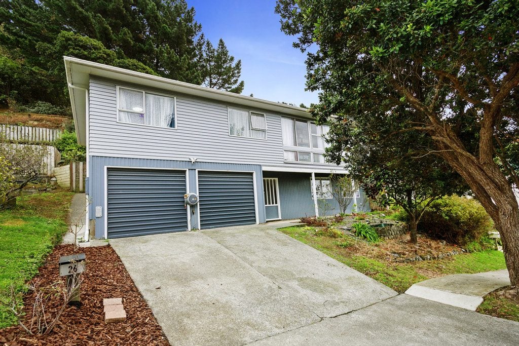 26 Fyvie Avenue, Tawa, Wellington - Carousel 29