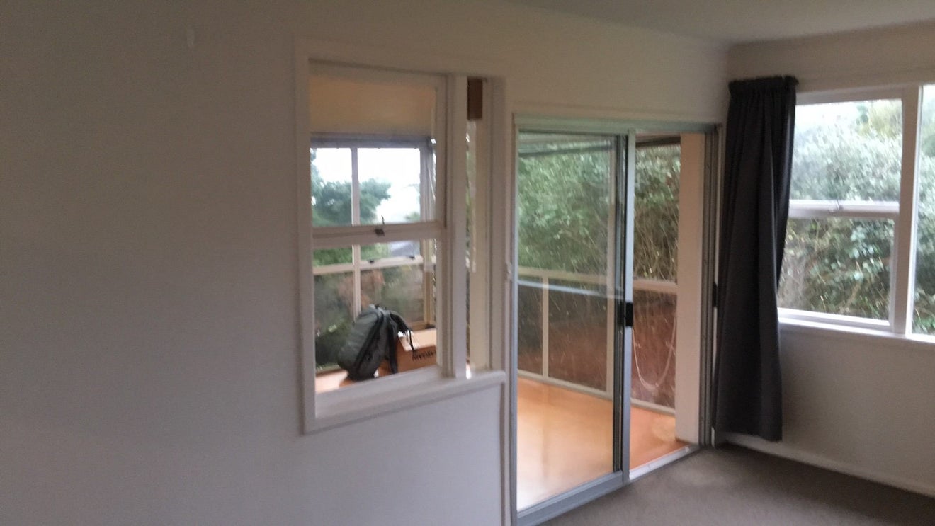 2/17 Scarboro Terrace, Murrays Bay, Auckland - Carousel 2
