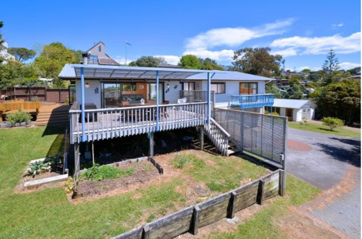 138 Stredwick Drive, Torbay, Auckland - Carousel 1