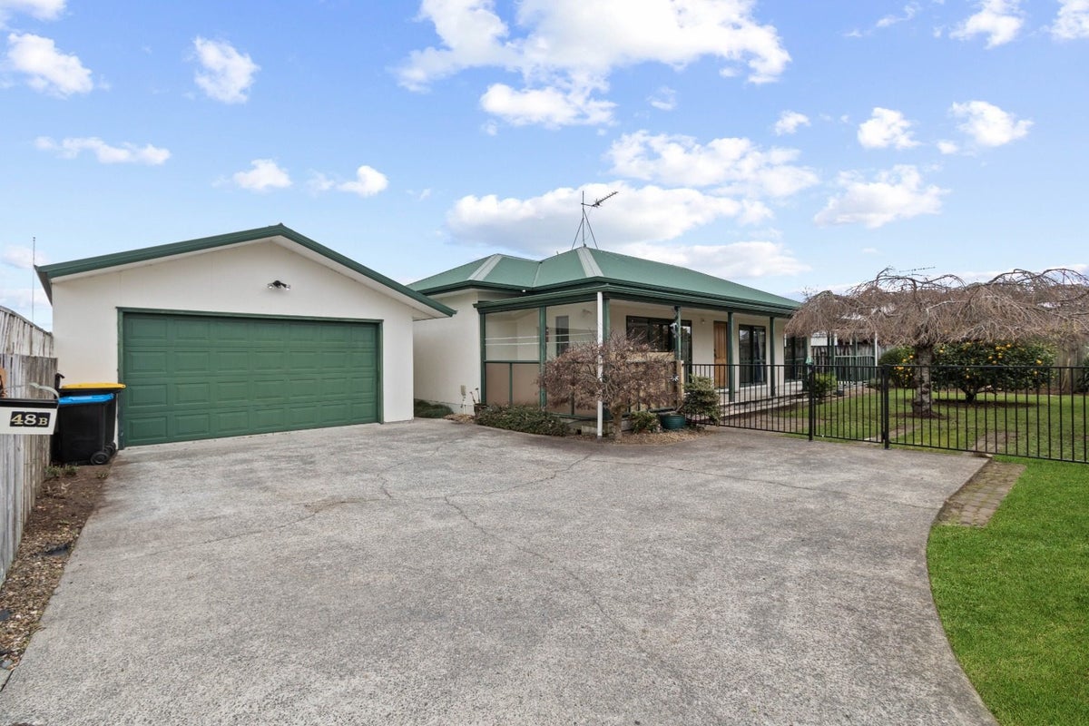 48B Thompson Street, Leamington, Cambridge - Carousel 1
