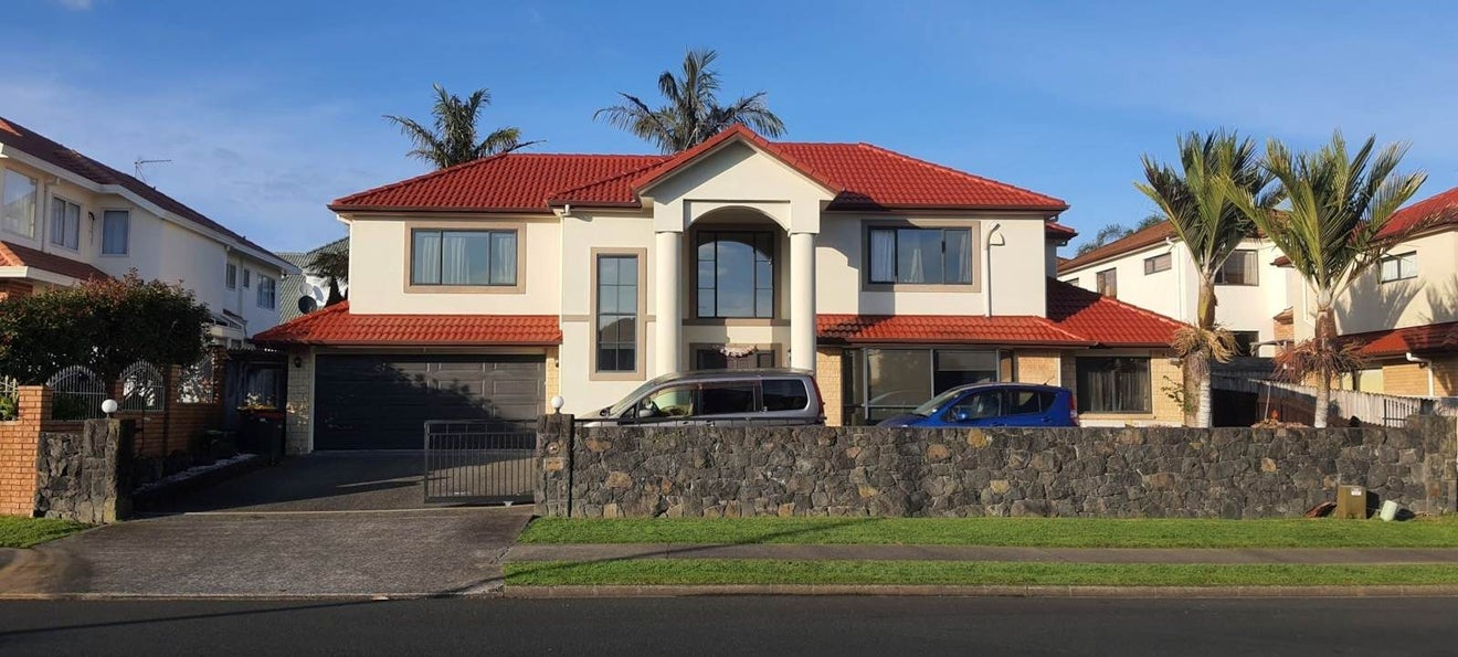 94 Meadowland Drive, Somerville, Auckland - Carousel 1