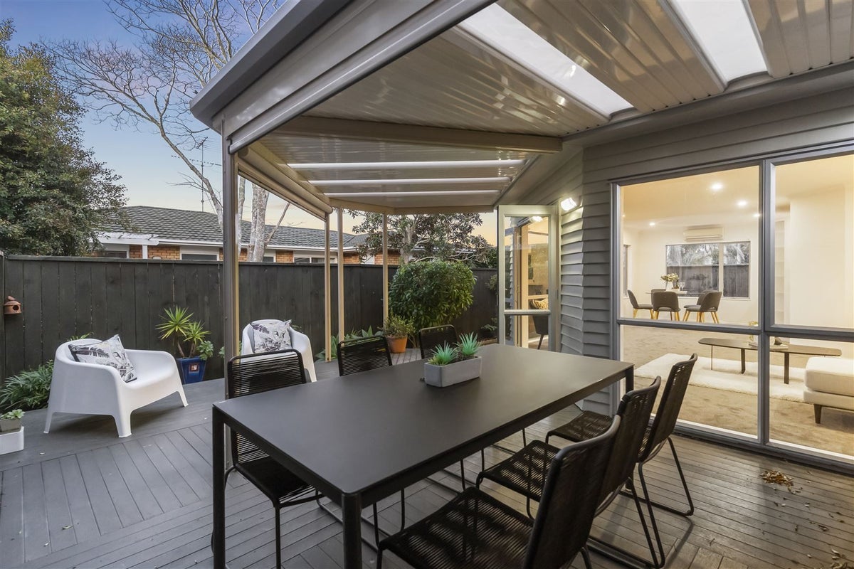 5A Livingstone Street, Milford, Auckland - Carousel 2
