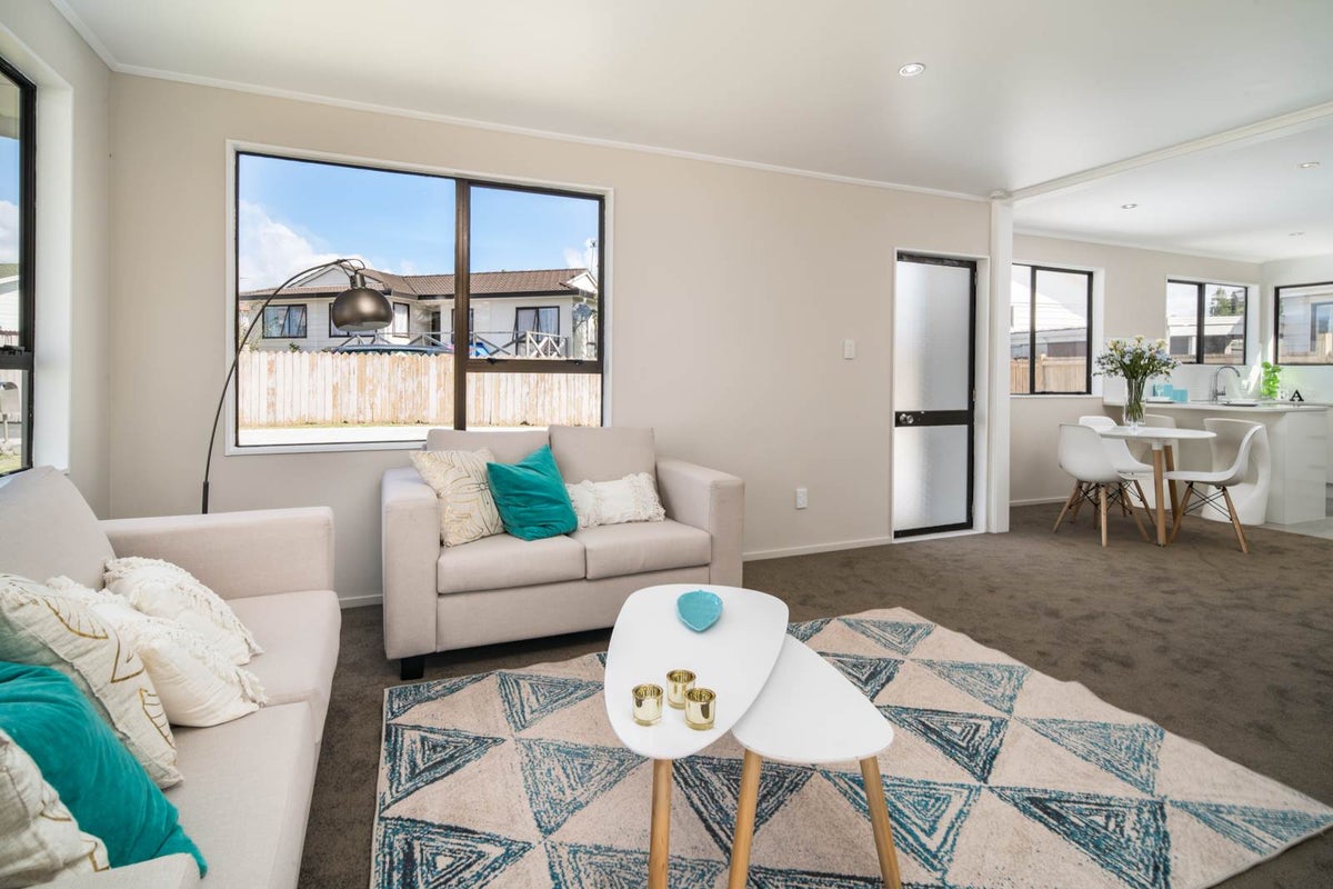 18 Childers Road, Ranui, Auckland - Carousel 2