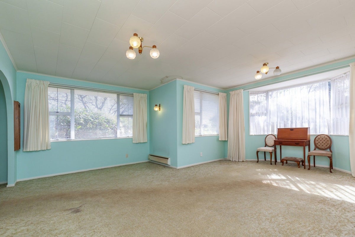 30A Rewarewa Crescent, Waikanae, Waikanae - Carousel 2