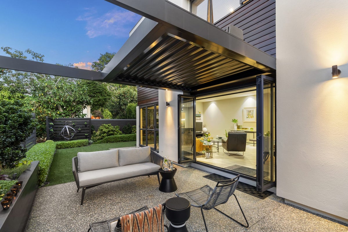 87H Landscape Road, Mount Eden, Auckland - Carousel 2