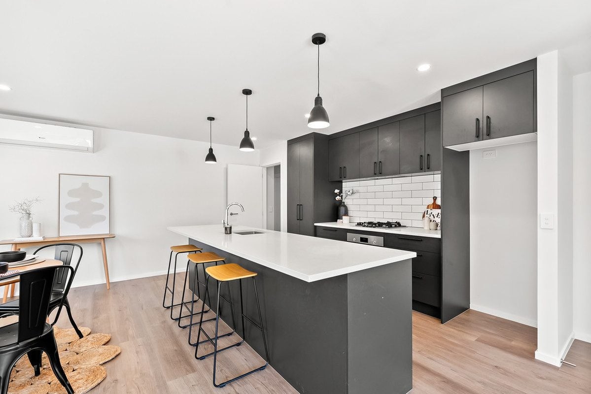 33C Gemstone Drive, Birchville, Upper Hutt - Carousel 2