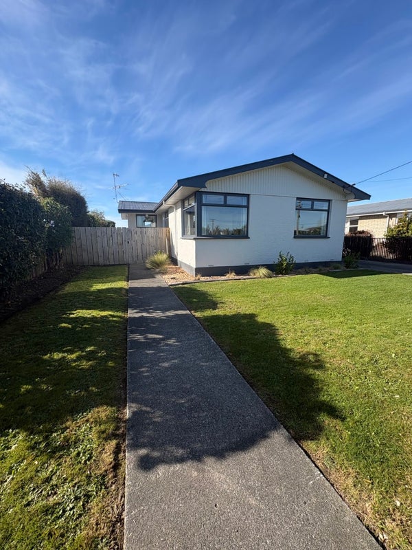 112 Robertson Street, Gore, Gore - Carousel 2