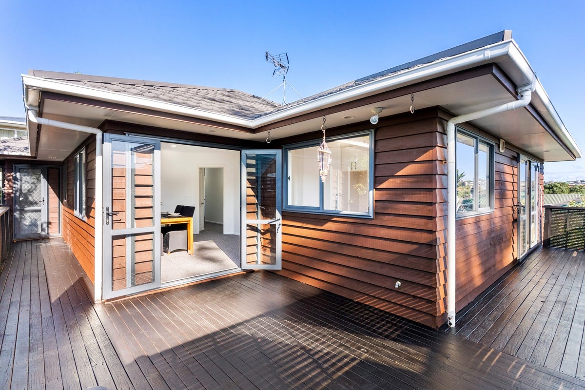35A Baird Street, Howick, Auckland - Carousel 2