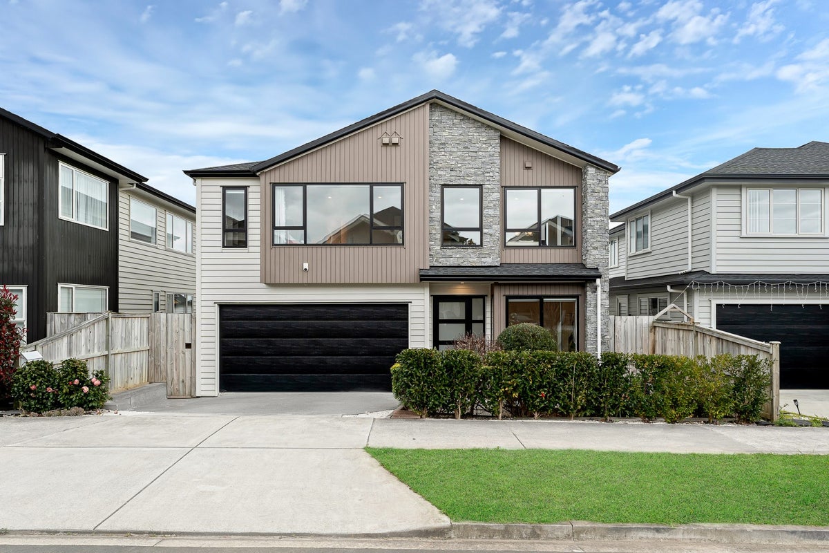 21 Paripari Street, Flat Bush, Manukau City, Auckland - Carousel 36
