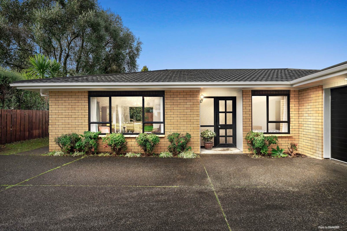 3 Chip Grove, Sunnyhills, Auckland - Carousel 2
