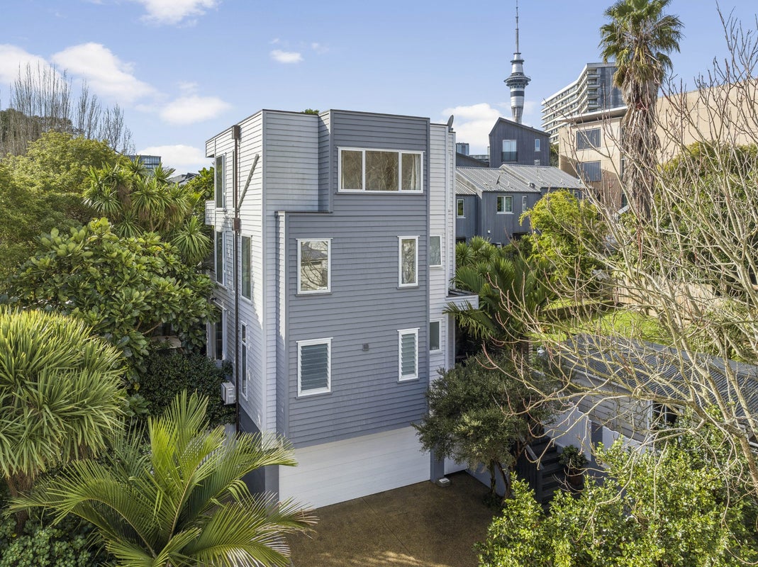 69 Wellington Street, Freemans Bay, Auckland - Carousel 1