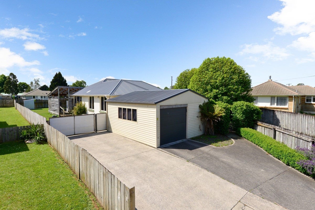 33 Masefield Drive, Enderley, Hamilton - Carousel 1