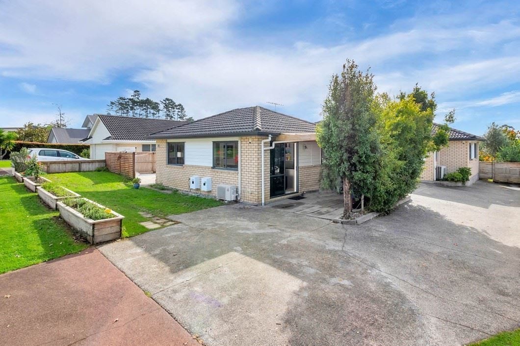 35 English Oak Drive, Schnapper Rock, Auckland - Carousel 2