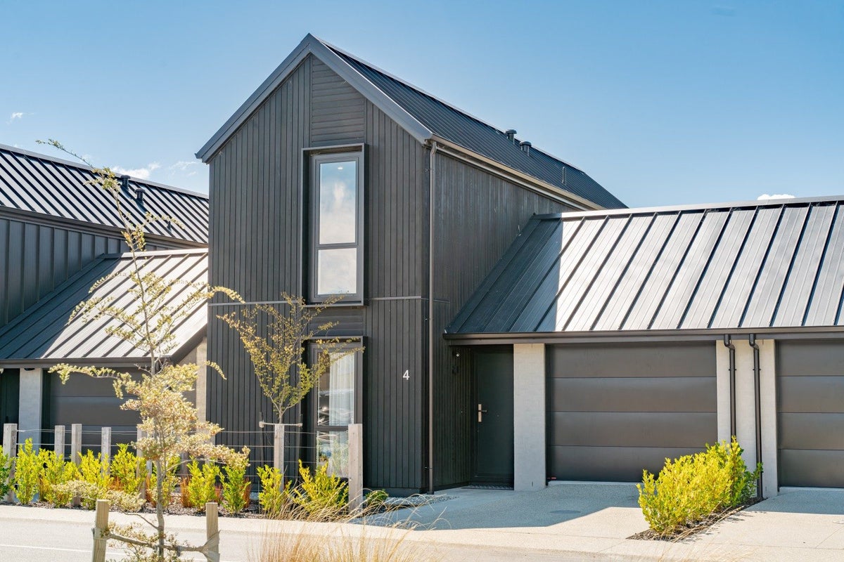 4 Chapman Drive, JACKS POINT - Carousel 1