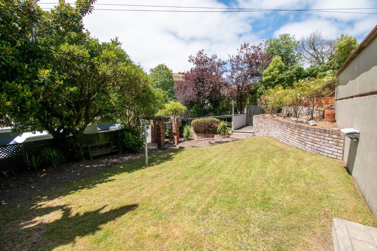 40 Albert Terrace, Saint Martins, Christchurch - Carousel 2