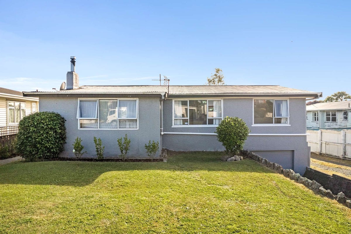 97 Manaia Street, Tokoroa, Tokoroa - Carousel 1