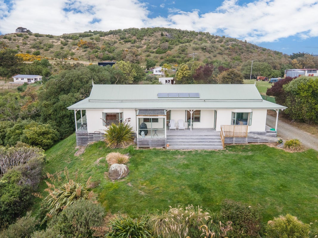 1 Glamorgan Drive, Torbay, Auckland - Carousel 2