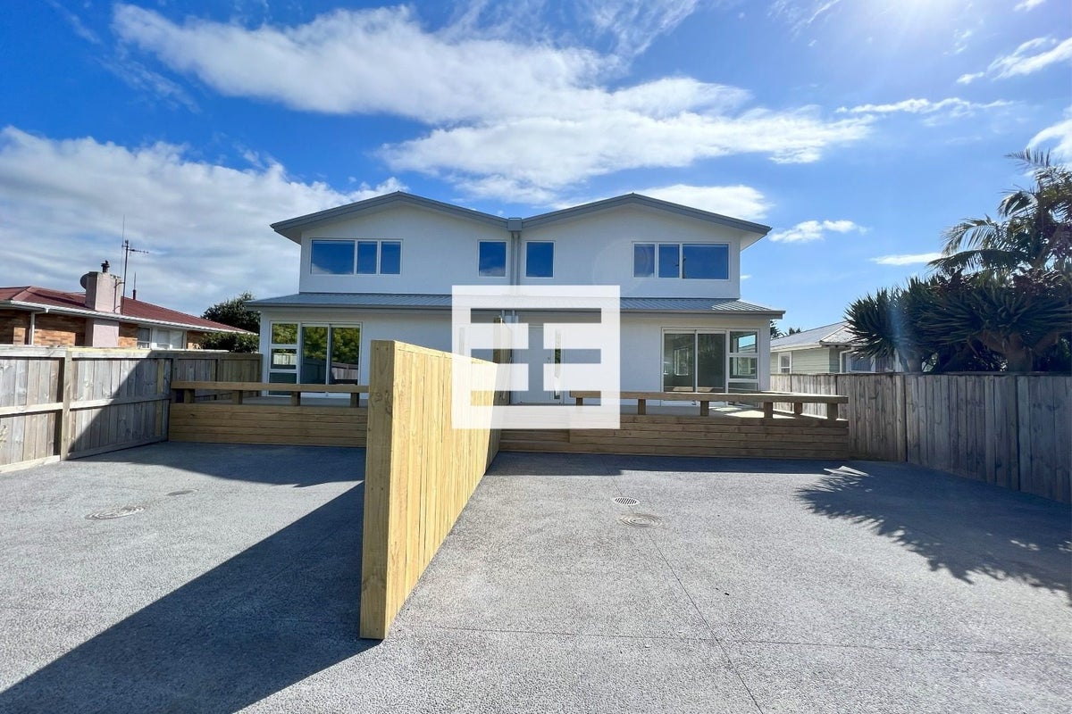43A Chadwick Road, Greerton, Tauranga - Carousel 1