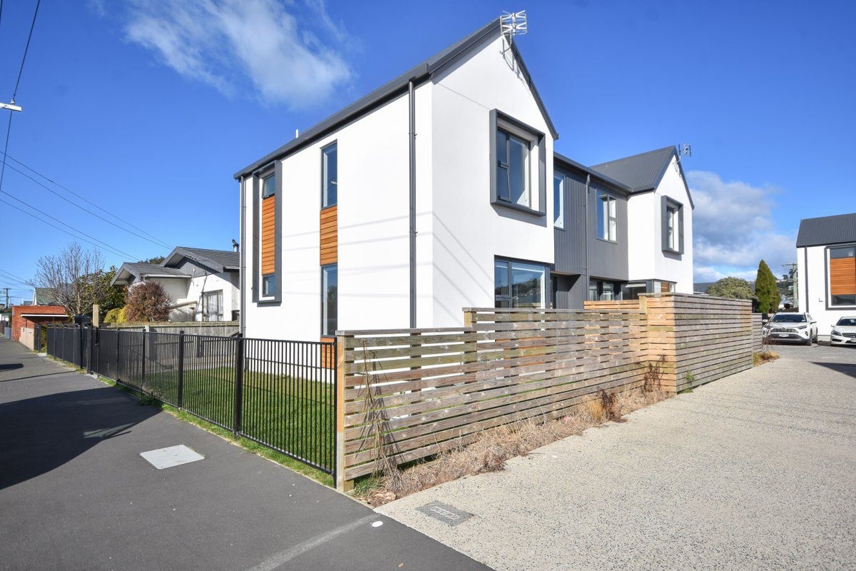 26/3 Moreau Street, Saint Kilda, Dunedin - Carousel 2