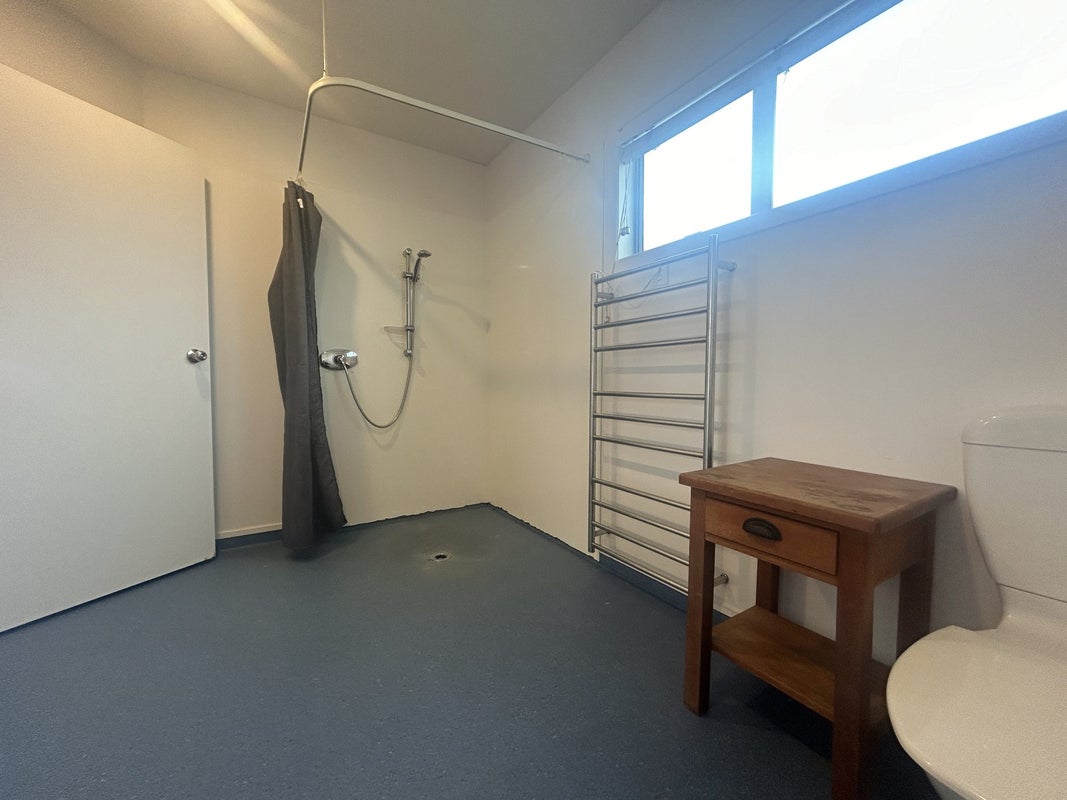 38A Harbour View Road, Point Chevalier, Auckland - Carousel 15