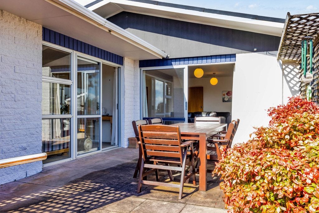 30 Truby King Street, Merrilands, New Plymouth - Carousel 2