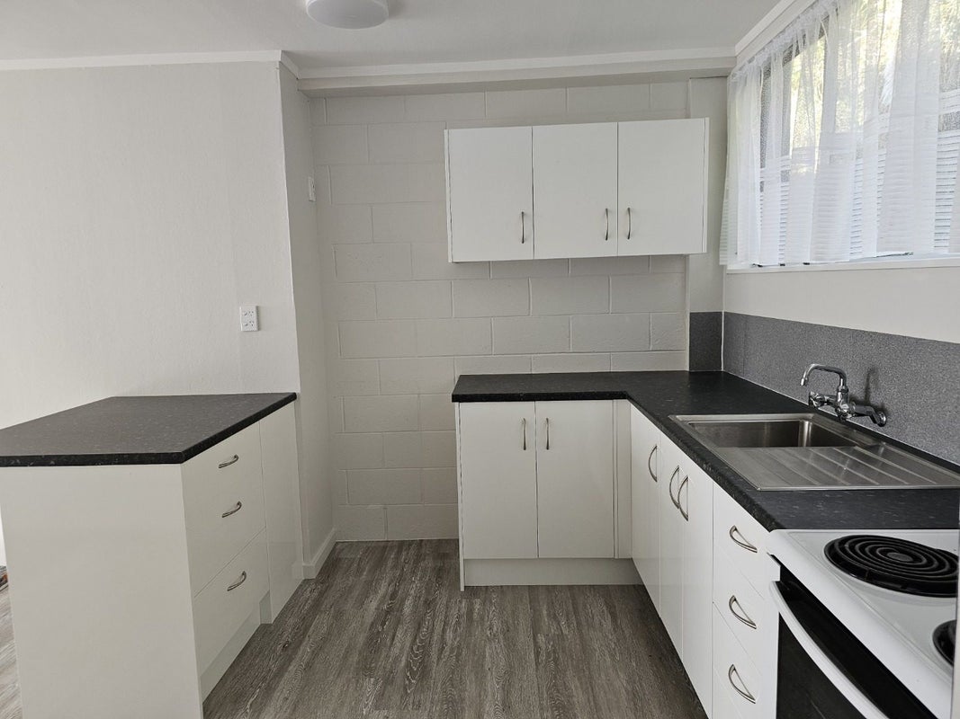 5/17 Quinn Grove, Ranui, Porirua - Carousel 1