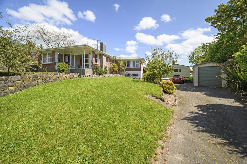 27 Alastair Avenue, Owhata, Rotorua - Carousel 1