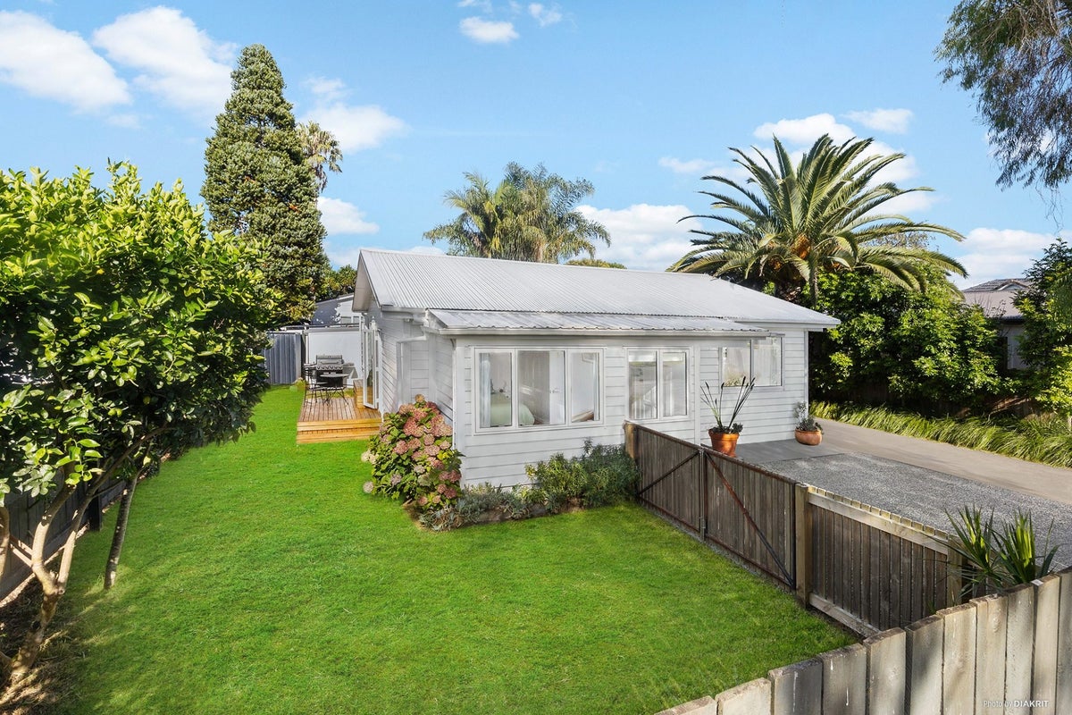 1/13 Oregon Avenue, Avondale, Auckland - Carousel 20