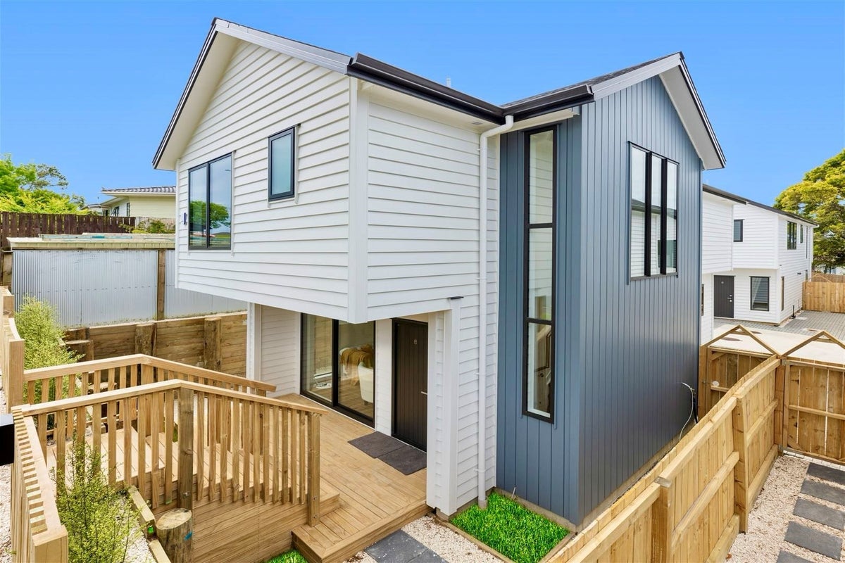 150A Moire Road, West Harbour, Auckland - Carousel 1