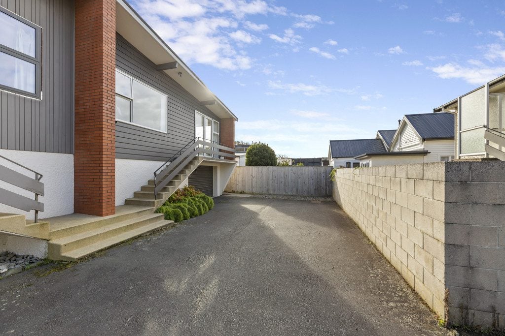 81B Musselburgh Rise, Musselburgh, Dunedin - Carousel 2