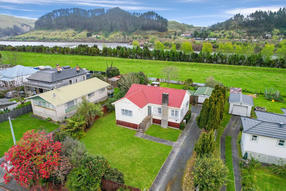 542 Great South Road, Huntly, Huntly - Carousel 1