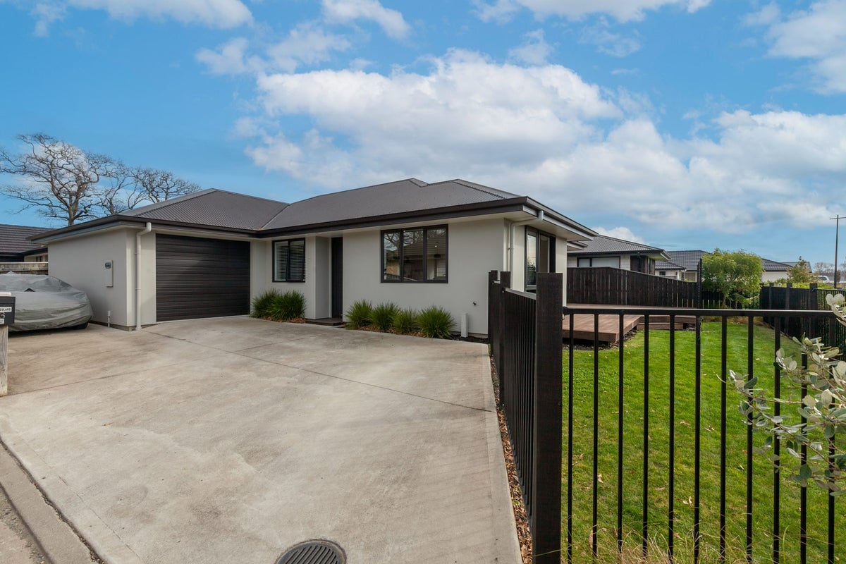 0 Malone Cres, Tasman - Carousel 12