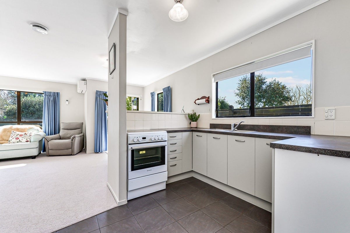 12 Olwyn Green, Dinsdale, Hamilton - Carousel 2