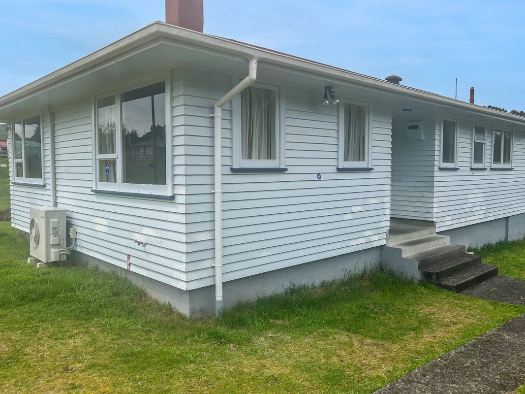 58 Roslyn Street, Taumarunui - Carousel 1